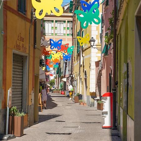 Monolocale A 50 Metri Dal Mare Apartment Celle Ligure Exterior photo