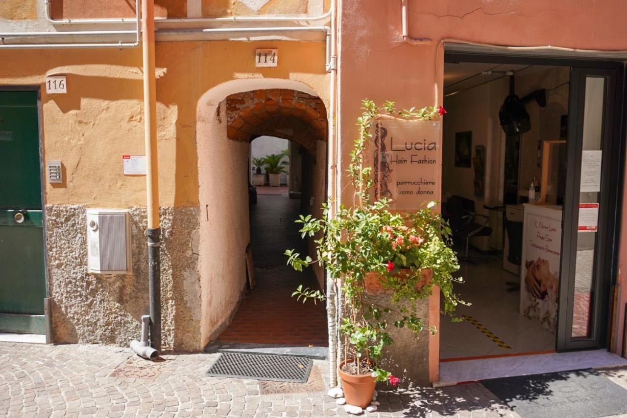 Monolocale A 50 Metri Dal Mare Apartment Celle Ligure Exterior photo